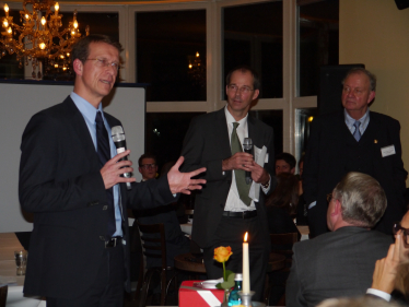 Professor Hennig-Thurau, Christoph Mohn und Professor Meffert (v. l.)